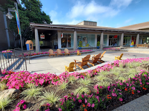 Shopping Mall «Del Monte Shopping Center», reviews and photos, 1410 Del Monte Center, Monterey, CA 93940, USA