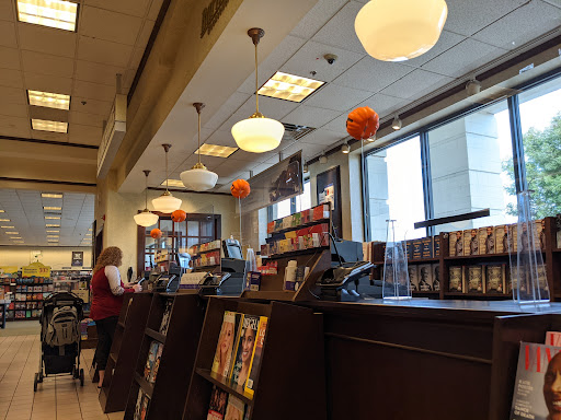 Book Store «Barnes & Noble», reviews and photos, 540 Ed Noble Pkwy, Norman, OK 73072, USA
