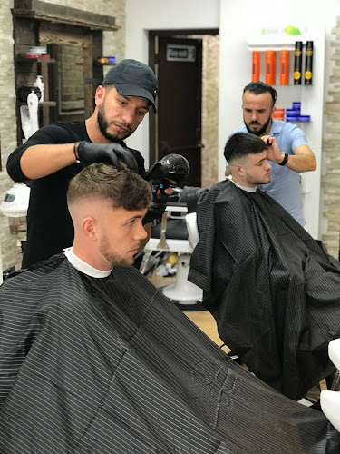 Kovan and Ramo's Gentlemen's Barber