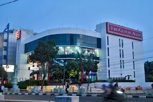 Gunung Agung Book Store Kwitang 38 Senen Jakarta image