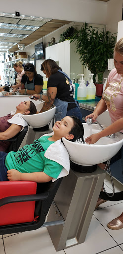 Beauty Supply Store «A’dazzles Salon, Nail & Beauty Supply», reviews and photos, 7317 Miami Lakes Dr, Hialeah, FL 33014, USA