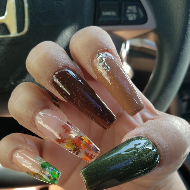 Nails 2000