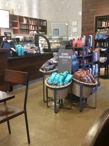 Coffee Shop «Starbucks», reviews and photos, 9150 Calumet Ave, Munster, IN 46321, USA