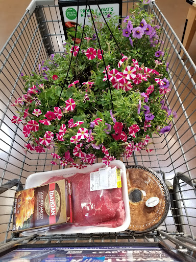 Grocery Store «Kroger Marketplace», reviews and photos, 1700 Declaration Dr, Independence, KY 41051, USA