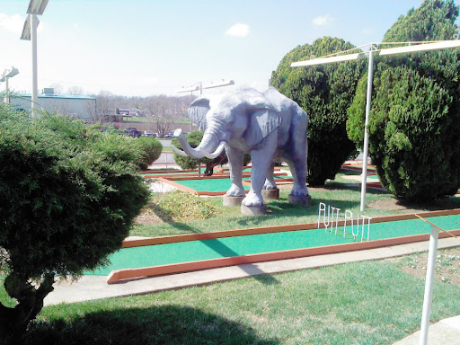 Miniature Golf Course «Putt Putt Fun Center», reviews and photos, 1515 Putt Putt Pl, Charlottesville, VA 22901, USA