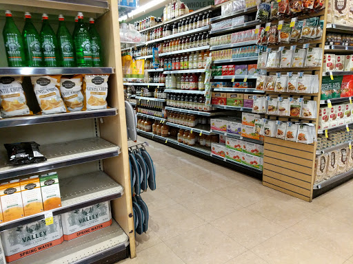 Grocery Store «Whole Foods Market», reviews and photos, 12905 Riverside Dr, Sherman Oaks, CA 91423, USA