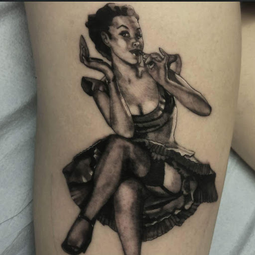 Tattoo Shop «Dark Heart Tattoo», reviews and photos, 448 W Terra Cotta Ave Unit A, Crystal Lake, IL 60014, USA