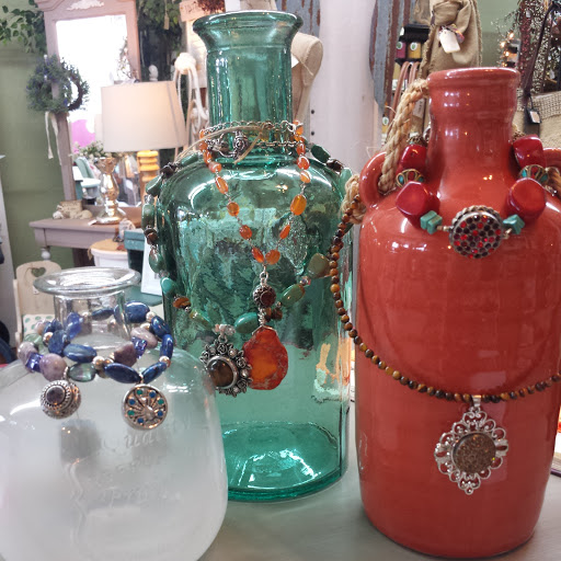 Antique Store «Country Porch», reviews and photos, 13862 Walsingham Rd, Largo, FL 33774, USA