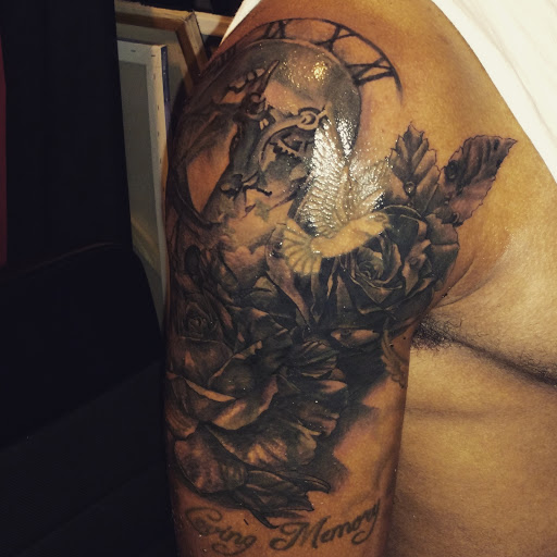 Tattoo Shop «Studio 219 INK», reviews and photos, 1900 Piedmont Rd NE, Atlanta, GA 30324, USA