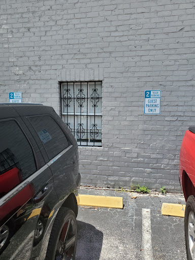 Running Store «iRun & Company Miami», reviews and photos, 5050 Biscayne Blvd #103, Miami, FL 33137, USA