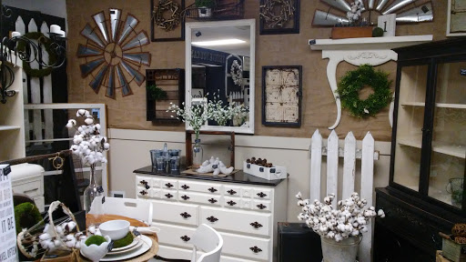 General Store «The Attic Finds», reviews and photos, 8829 Dixie Hwy, Ira Township, MI 48023, USA