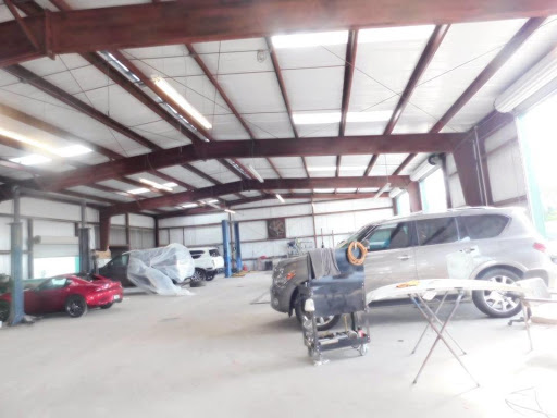 Auto Body Shop «Imperial Body Master», reviews and photos, 1335 Morningside Dr, Melbourne, FL 32901, USA