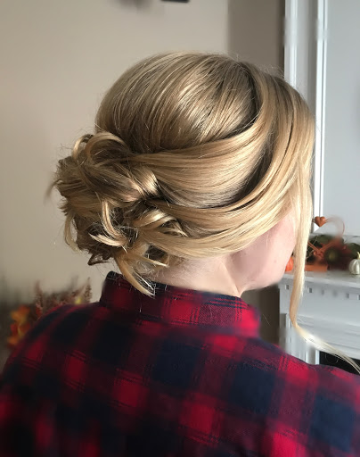 Hair Salon «Salon Lofts Crossroads Plaza», reviews and photos, 213 Crossroads Blvd, Cary, NC 27518, USA