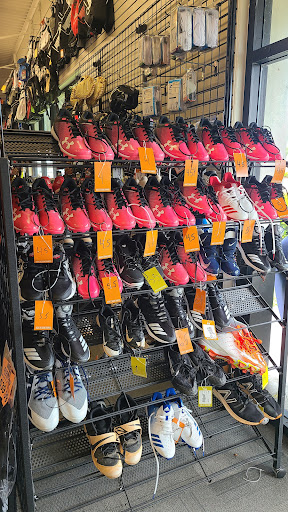 Sporting Goods Store «Play It Again Sports - Florida», reviews and photos, 11620 S Cleveland Ave, Fort Myers, FL 33907, USA