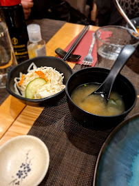 Soupe miso du Restaurant de sushis FUJIYAKI RESTAURANT JAPONAIS à Paris - n°7