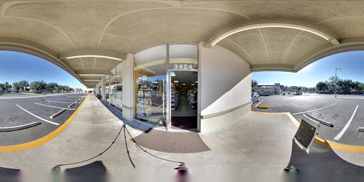 Vitamin & Supplements Store «Sunflower Health Foods - Gainesville», reviews and photos, 3424 W University Ave, Gainesville, FL 32607, USA