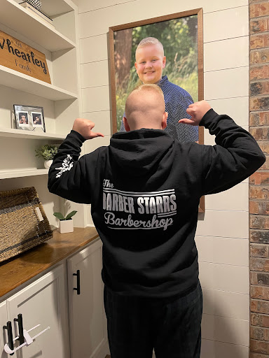 Barber Shop «Barber Starrs Barbershop», reviews and photos, 105 N Main Ave, Gresham, OR 97030, USA