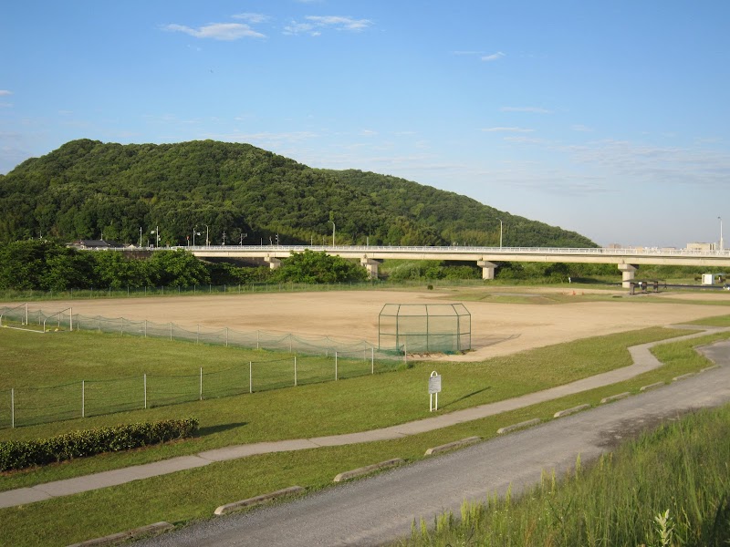 百間川緑地公園軟式野球場B