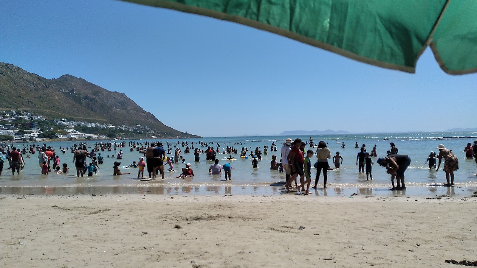 Gordon's Bay beach photo #9