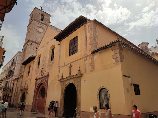 Parroquia Santiago Apóstol Málaga