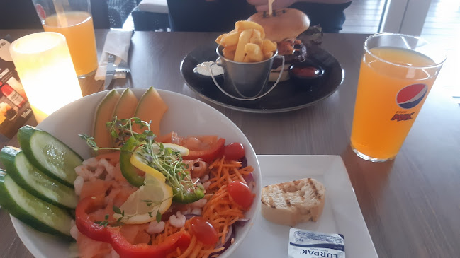 Kommentarer og anmeldelser af Cafe Noah