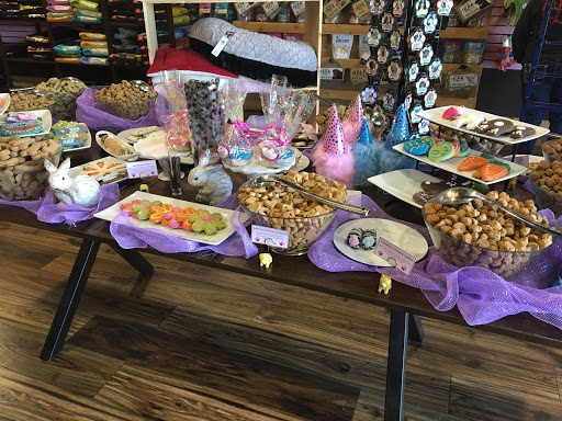 Pet Groomer «Woof Gang Bakery Rockwall», reviews and photos, 832 Steger Towne Rd, Rockwall, TX 75032, USA