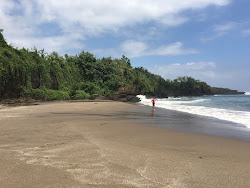Kedungu Beach'in fotoğrafı çok temiz temizlik seviyesi ile