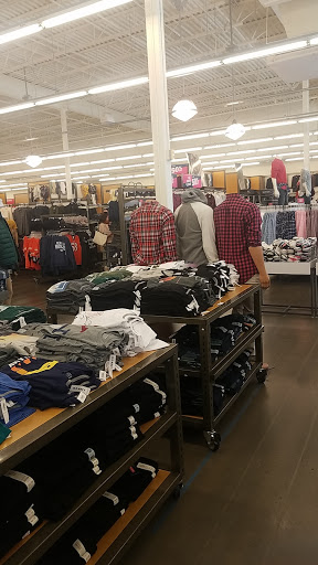 Clothing Store «Old Navy», reviews and photos, 8560 E 49th Pl, Denver, CO 80238, USA