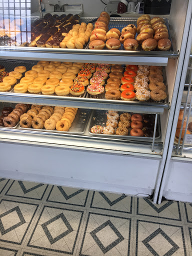 Donut Shop «S H Donuts», reviews and photos, 5313 Manor Rd, Austin, TX 78723, USA