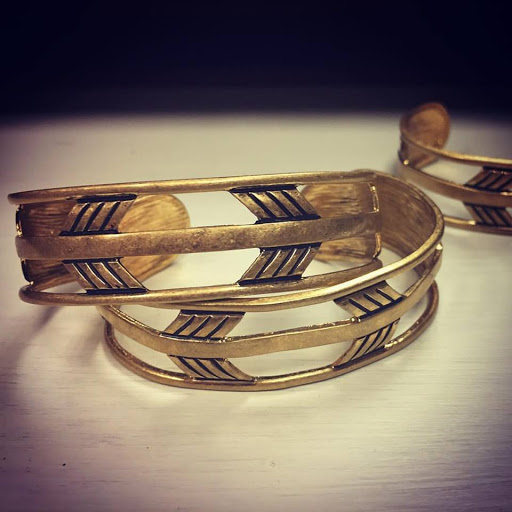 Gift Shop «Lotus Lake Gifts + Decor», reviews and photos, 412 W 78th St, Chanhassen, MN 55317, USA