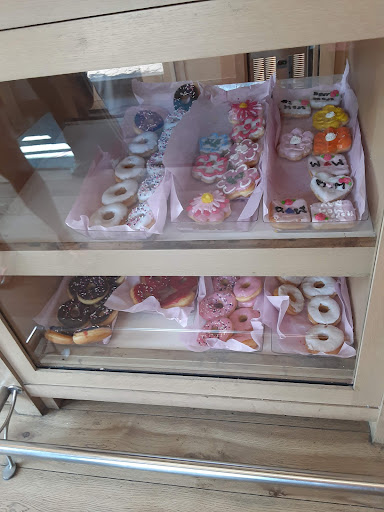 Donut Shop «River Oaks Donuts», reviews and photos, 3601 Westheimer Rd, Houston, TX 77027, USA