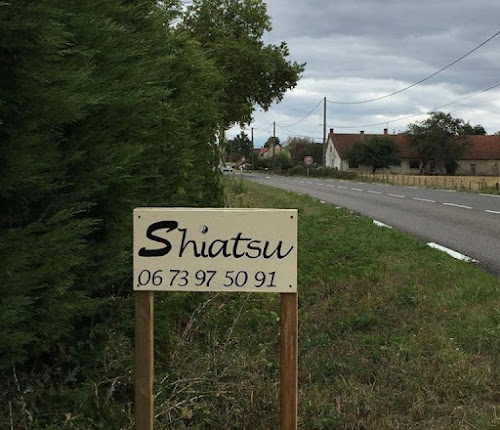 Émergence - Shiatsu et massage de pleine attention en Saône et Loire - Bourgogne Franche Comté à Saint-Germain-du-Plain