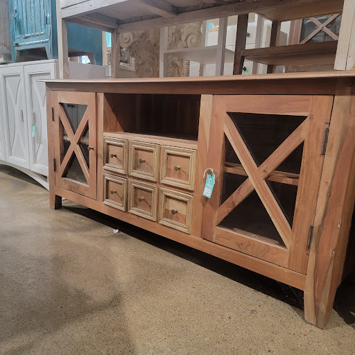 Furniture Store «Nadeau - Furniture with a Soul», reviews and photos, 7400 Kenwood Rd, Cincinnati, OH 45236, USA