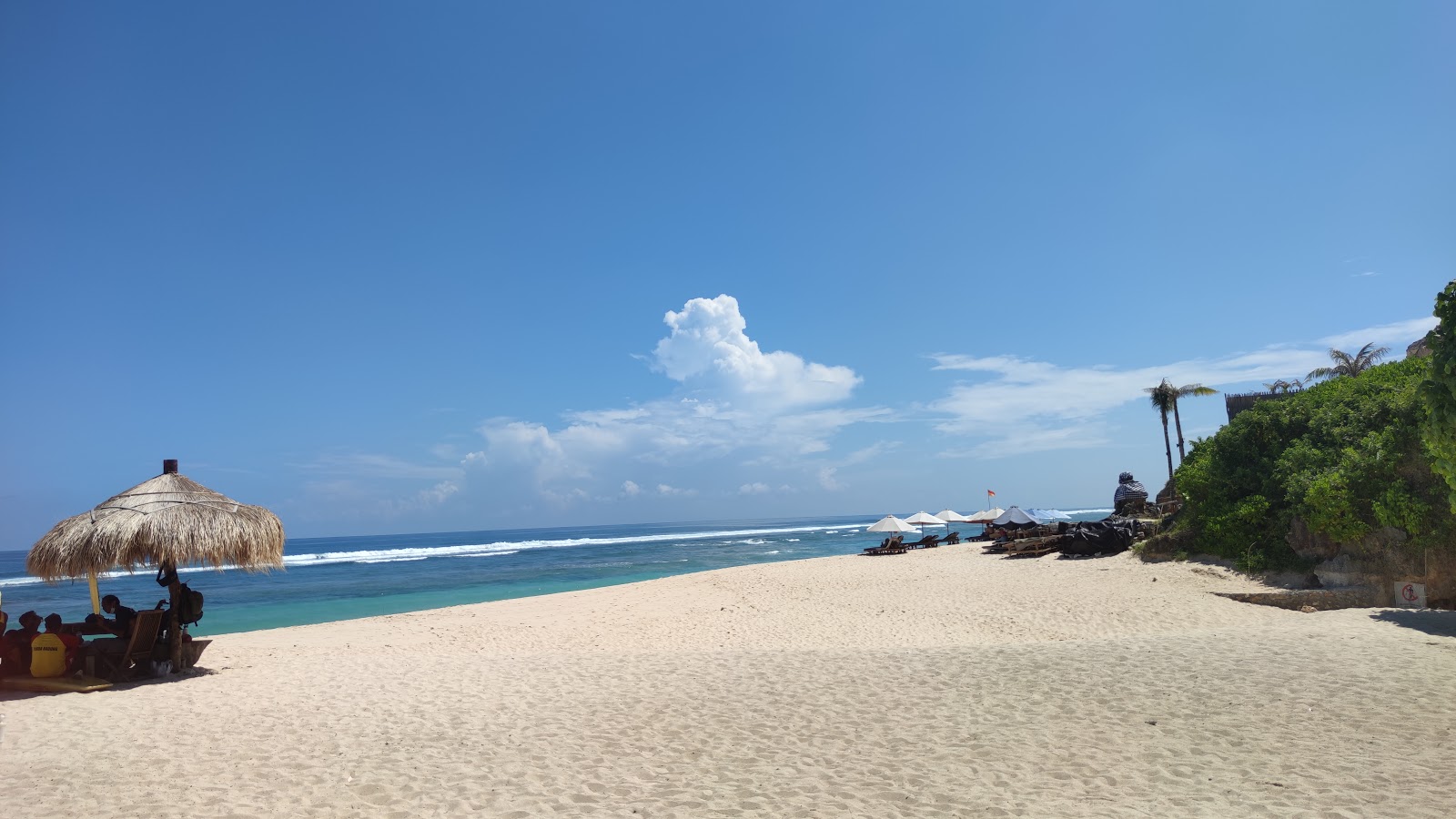 Foto de Karma Kandara Private Beach rodeado por montanhas