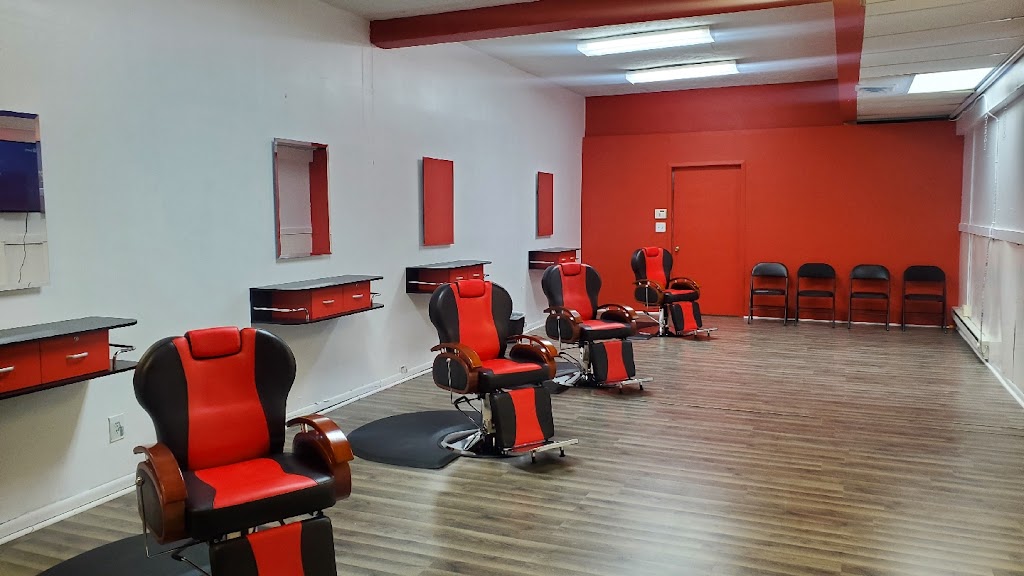 The Redd Zone Barbershop 44481
