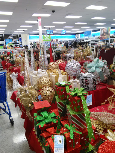 Clothing Store «Ross Dress for Less», reviews and photos, 13715 W Bell Rd, Surprise, AZ 85374, USA