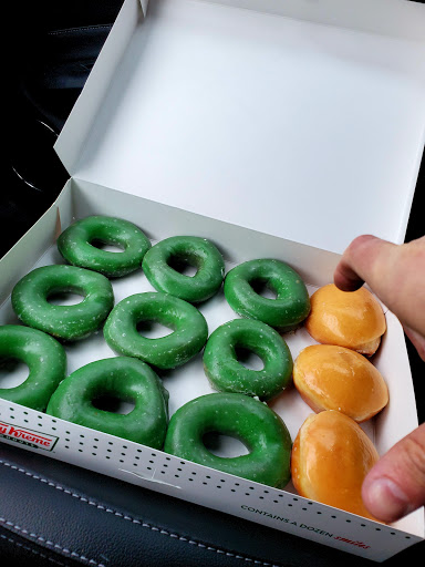 Bakery «Krispy Kreme Doughnuts», reviews and photos, 3605 Ira E Woods Ave, Grapevine, TX 76051, USA