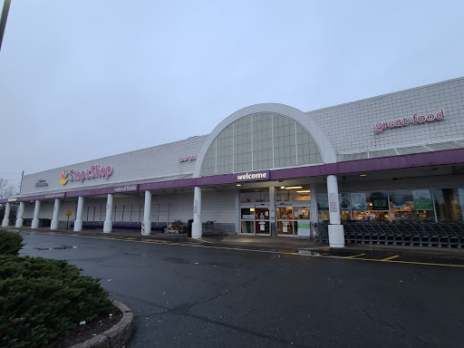 Grocery Store «Super Stop & Shop», reviews and photos, 20 Washington Ave, Dumont, NJ 07628, USA