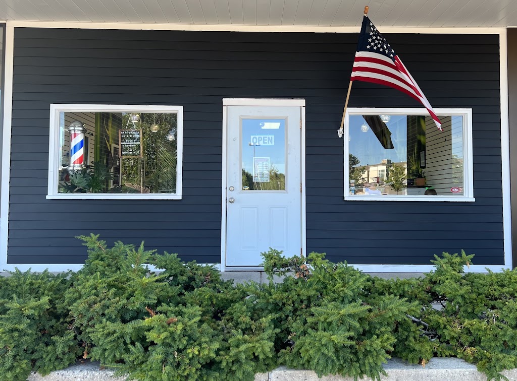 Revolution Hair Studio 04530