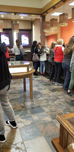 Jewelry Store «James Avery Jewelry», reviews and photos, 5535 W Loop 1604 N #111, San Antonio, TX 78253, USA