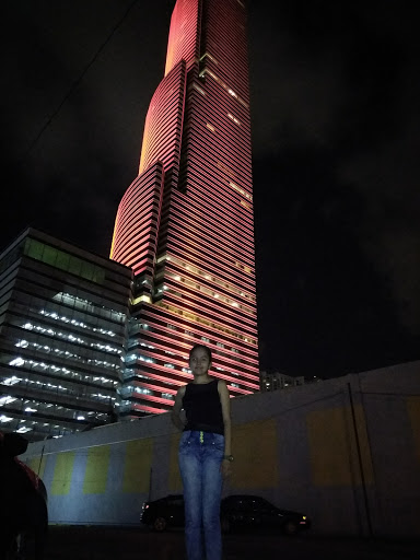 Shopping Mall «Ultramont Mall», reviews and photos, 100 SE 1st St, Miami, FL 33131, USA