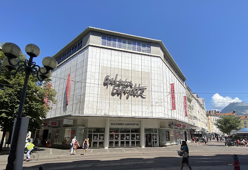 Grand magasin Galeries Lafayette Grenoble Grenoble