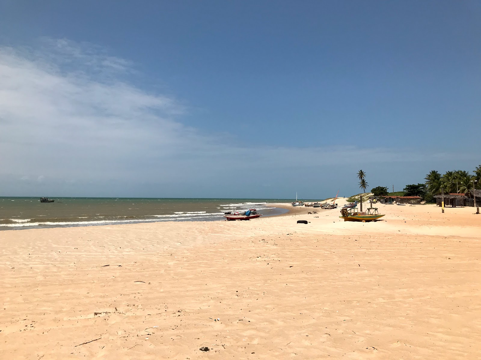 佩罗巴斯海滩的照片 带有长直海岸