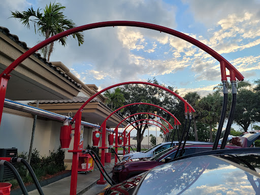 Zips Car Wash en Lake Worth