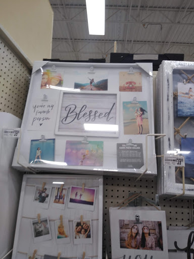 Craft Store «Michaels», reviews and photos, 2500 W International Speedway Blvd, Daytona Beach, FL 32114, USA