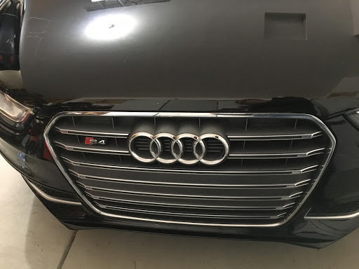 Car Dealer «Ultimo Motors», reviews and photos, 4575 Weaver Pkwy, Warrenville, IL 60555, USA