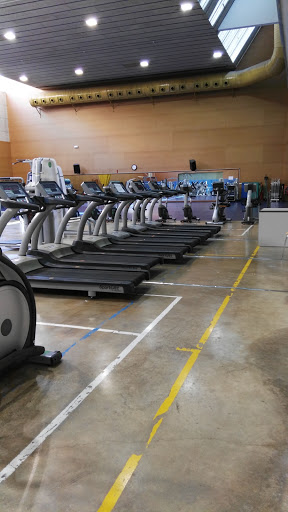 Poliesportiu l'Olivera en Sant Boi de Llobregat, Barcelona