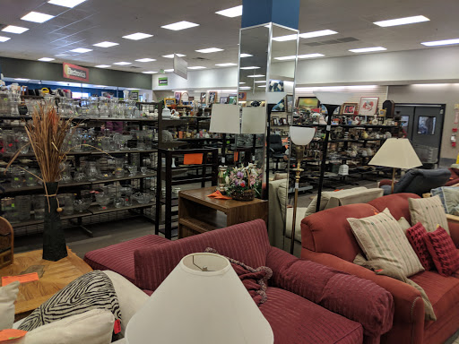 Thrift Store «Discover Goodwill North Retail Store», reviews and photos