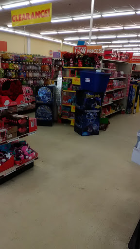 Dollar Store «FAMILY DOLLAR», reviews and photos, 525 Washington St, Stoughton, MA 02072, USA