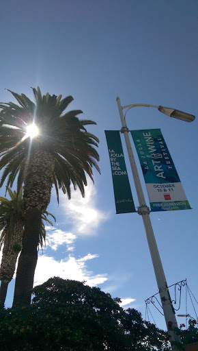 Pet Store «Muttropolis La Jolla», reviews and photos, 7755 Girard Ave, La Jolla, CA 92037, USA